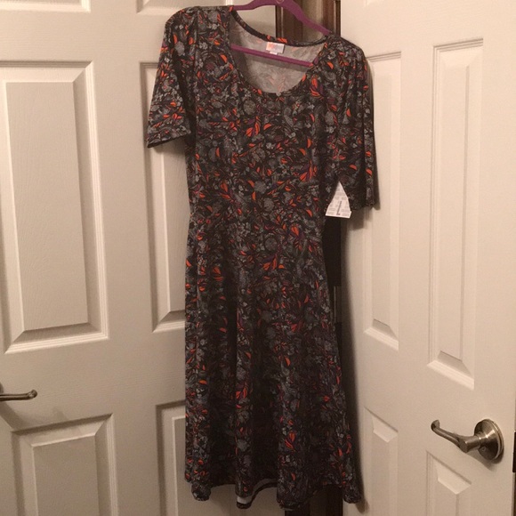 LuLaRoe Dresses & Skirts - LulaRoe Nicole  L